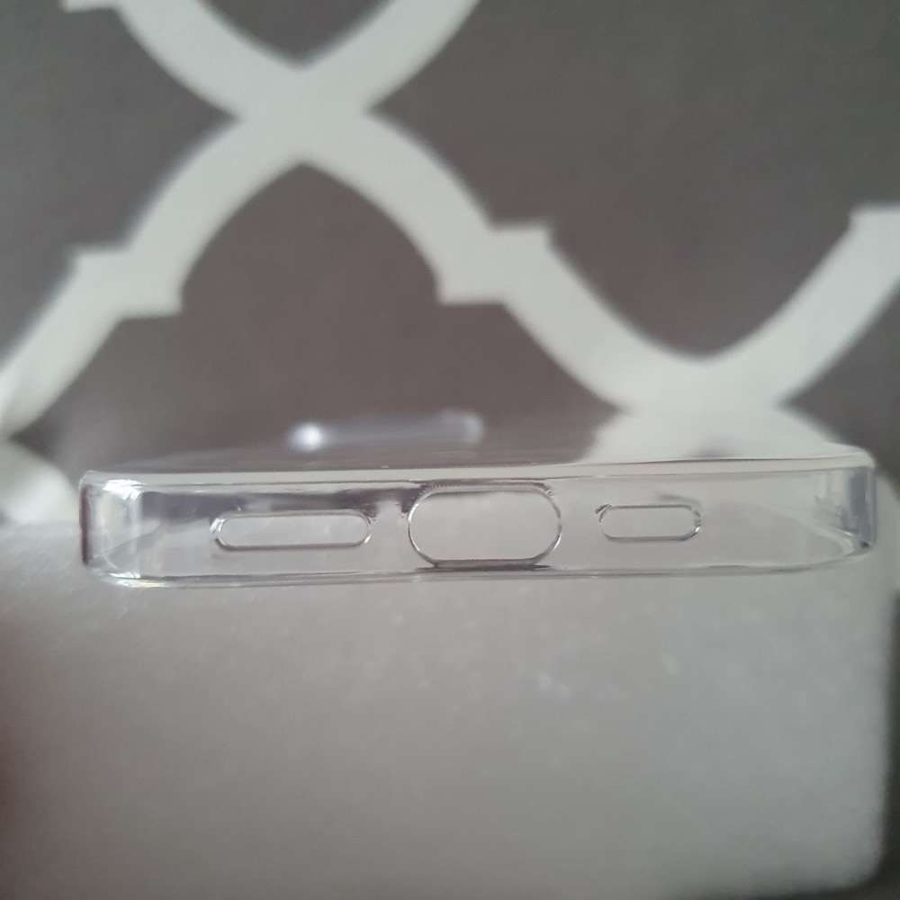Ultra Thin TPU Clear Case - For iPhone 13 Pro